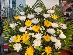 -万卉源鲜花店(百尚生活广场店)