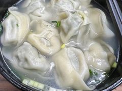 菜肉馄饨-万寿斋(山阴路店)