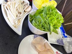 -楼外楼大刀肉传统火锅(西安大路店)