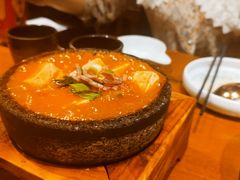 石锅豆腐-云海肴·汽锅鸡·云南代表菜(天山百盛优客店)