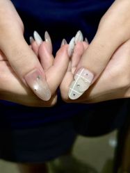 -Lucky girl建构养甲·中式翘睫专业店