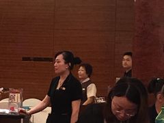 -泓历皇朝酒店(东亭店)