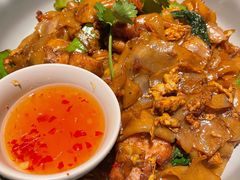 -大头虾越式风味餐厅(光明广场店)