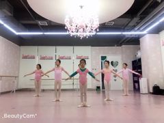 -Isee灰姑娘国际儿童艺术中心(证大·大拇指广场店)