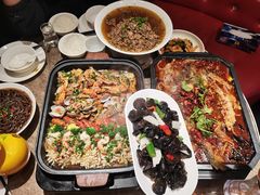 -巴特餐饮6加1音乐餐吧·新疆菜