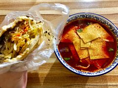 -老字号杨坡红油米线腊汁肉夹馍(东四道巷店)