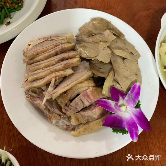 鑫长旺·肉圆·石榴填鸭(悦港花园店)