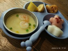 -蜜桃餐厅·伴山(湖滨商业街店)