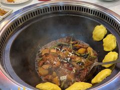 -哈尔滨烧烤·山河村铁锅炖(交大店)