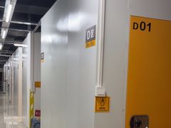 -安东易迷你自助仓储寄存仓库(杨浦店)
