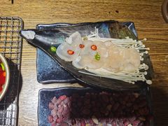 -鑫釜山海鲜烧烤(鑫丰国际店)