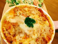 意大利香肠芝士焗饭佐蔬菜沙律-OKOOKO澳客餐吧(乐天百货店)