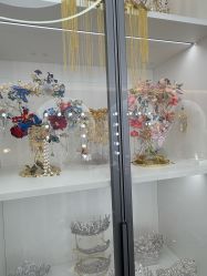 -红馆妆造(中央大街店)