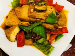 -巴渝川菜馆(建设路店)