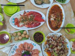 -小海豚•老字号海鲜餐厅(天涯店)