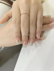 -灰姑娘美甲美睫馆