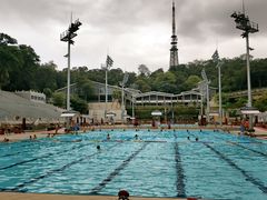 -越秀山游泳场