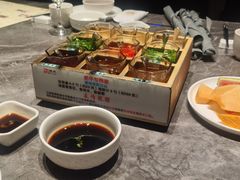 -德天肥牛海鲜火锅(城西银泰店)