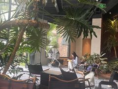 -J Create城市露营咖啡·简餐·宠物(上海动物园店)