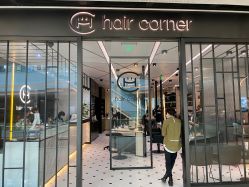 -HAIR CORNER