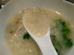 鱼粥-红门金汤·港式火锅(英皇集团中心店)