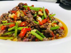 -费大厨辣椒炒肉(高铁吾悦广场店)
