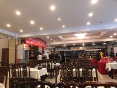 大堂-鑫巴蜀小镇 · 水煮鱼专研店(玉桥店)