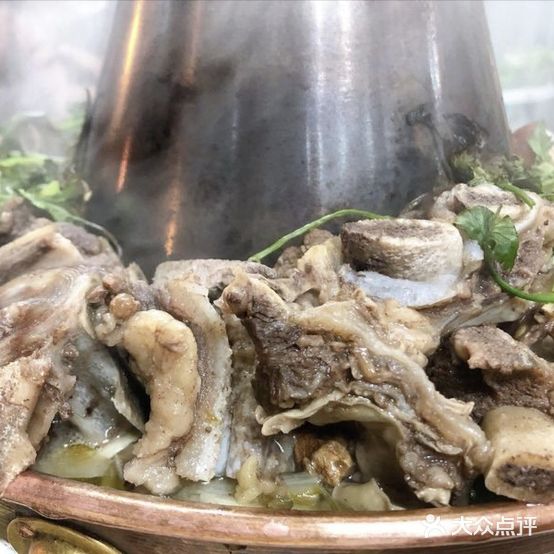 云上代巴火锅餐厅