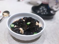 凉拌木耳-品悦酒店(三林古镇店)