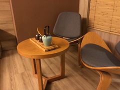 -西安大雁塔科技大学地铁站亚朵酒店