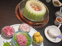 -得意咚瓜·顺德鱼生·冬瓜火锅(深圳首店)