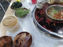 -正贰捌经重庆老火锅(建设路店)