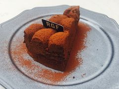 -RGF(巨鹿路店)