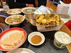 -沸炉重庆老火锅(军事博物馆店)