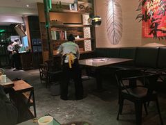 -牛德亨臻牛潮汕火锅(万邦时代店)