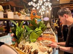 -领鲜活海鲜榴莲自助火锅(东门店)