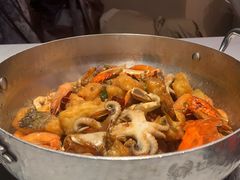 -七欣天香辣蟹火锅(闵行浦江欢乐颂店)
