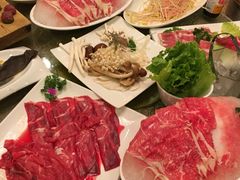 -小天鹅火锅·一线江景洪鼎旗舰店(洪崖洞店)