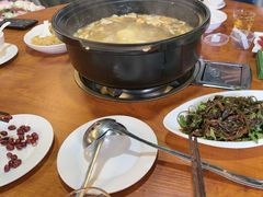 -菌海森林·非遗野生菌火锅(西山区滇池路摩根道店)