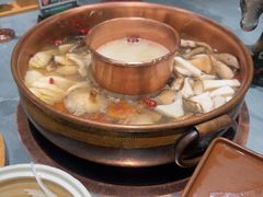 -慢丽江·云南野生菌土鸡锅(付家庄店)