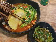 冷锅串串-怂嘴冷锅串串&乐山烧烤(中赢康康谷店)