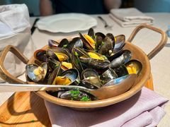 蓝贻贝-Solo(衡山路店)