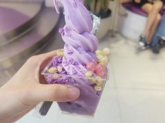 芋泥龙珠冰激凌圣代-喜乐村芋泥脑袋家族(三里屯店)