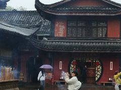 -峨眉山报国寺