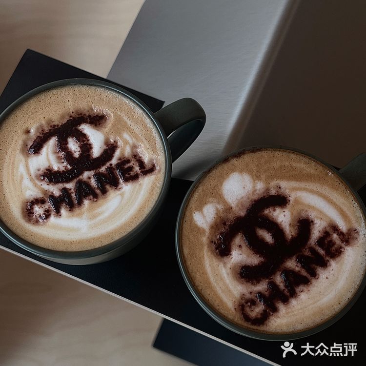 暗黑风咖啡馆又飒又高级⚫️Cafe&bar