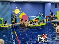 -龙格亲子游泳·水育早教运动中心(绿宝中心)