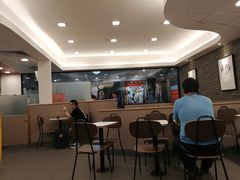 -麦当劳(中唱大厦店)