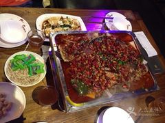 -令狐冲烤鱼·烧菜馆(达明店)