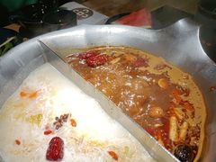 -湊湊火锅·茶憩(上海合生汇店)