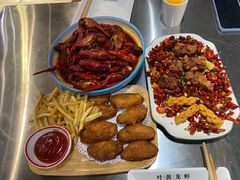 -叶派龙虾•招牌香辣蟹·海鲜(中海国际店)